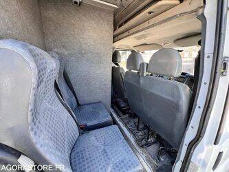 2011-ford-transit-1451278-47072354
