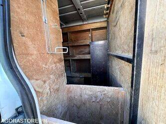 2011-ford-transit-1451278-47072357