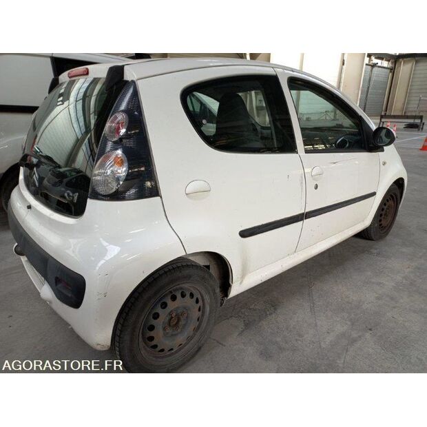 2009 سيتروين C1-47072392