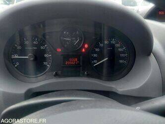 2010-peugeot-expert-1451287-47072627