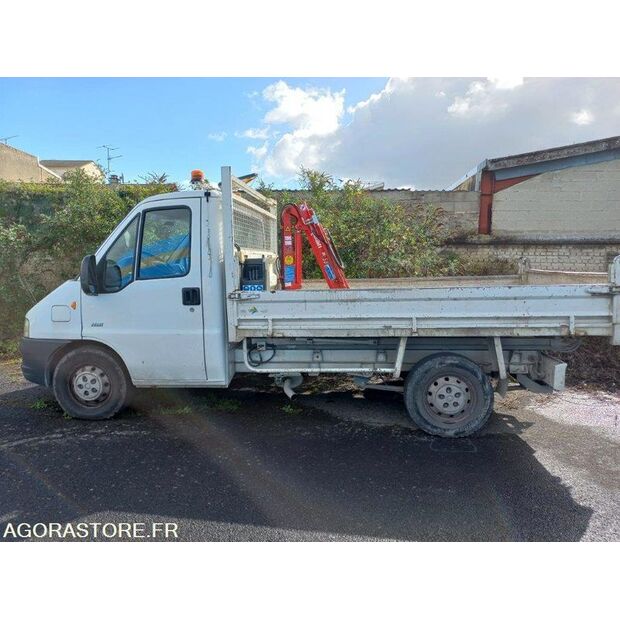 2002 بيجو BOXER-47072649