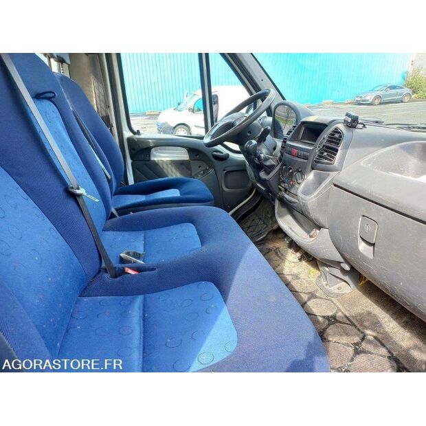 2002 بيجو BOXER-47072663