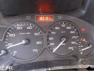 2007-peugeot-partner-1451289-47072683