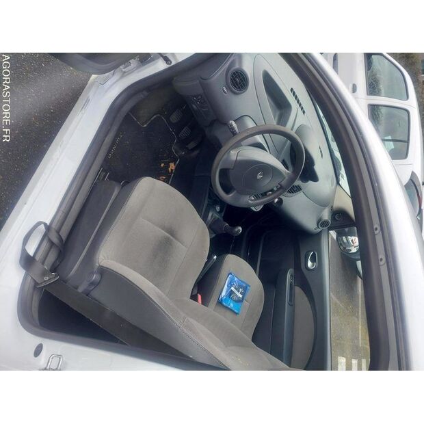 2010 Renault Twingo-47072695