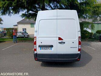 renault-master-1451291-47072716