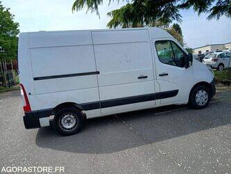 renault-master-1451291-47072717