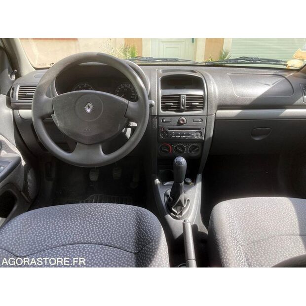 2006 رينو Clio-47072806
