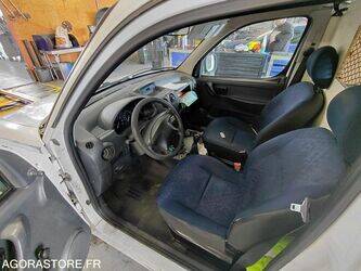 2007-peugeot-partner-1451297-47072874