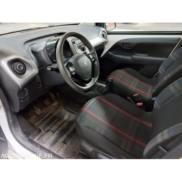 2015 Peugeot 108-47072980