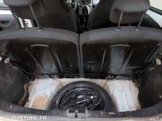 2015-peugeot-108-1451303-47072983