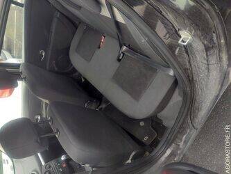 2011-renault-clio-1451216-47073161