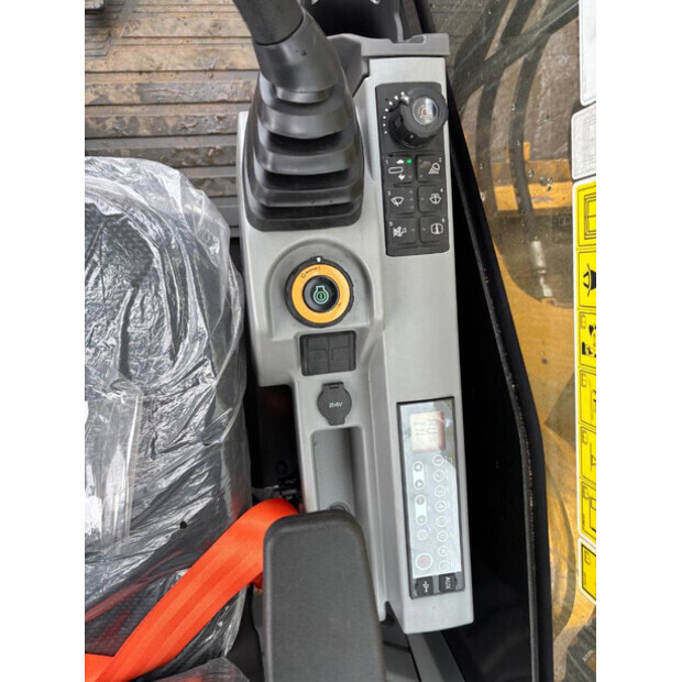 2026 Caterpillar 323D3-47073946