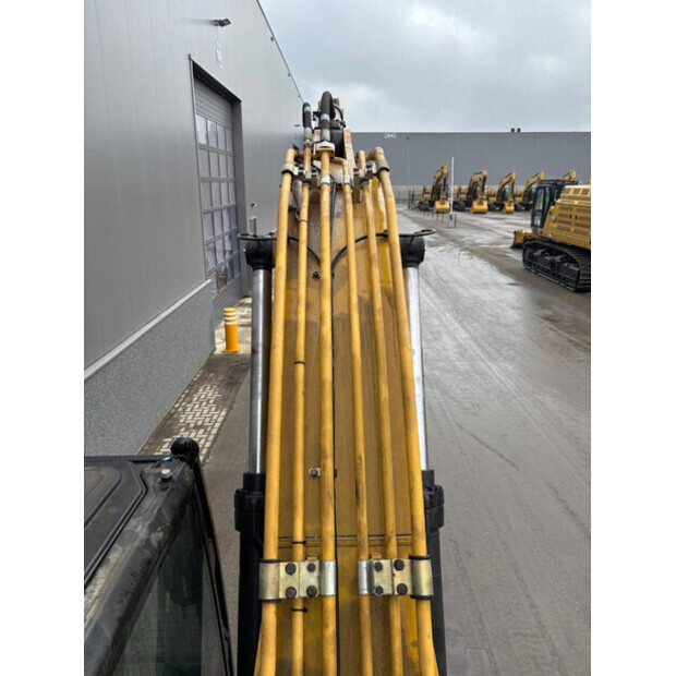2026 Caterpillar 323D3-47073956