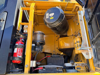 2017-caterpillar-352f-1451323-47075011