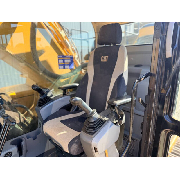 2017 Caterpillar 352F-47075035