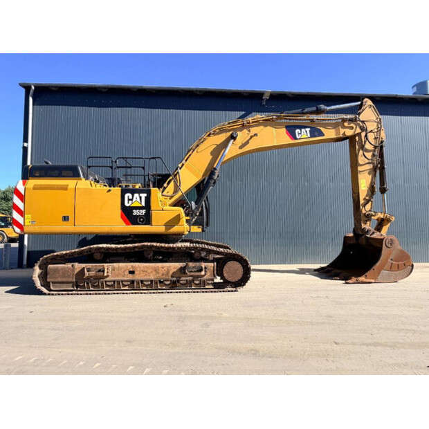 2017 Caterpillar 352F-47075040
