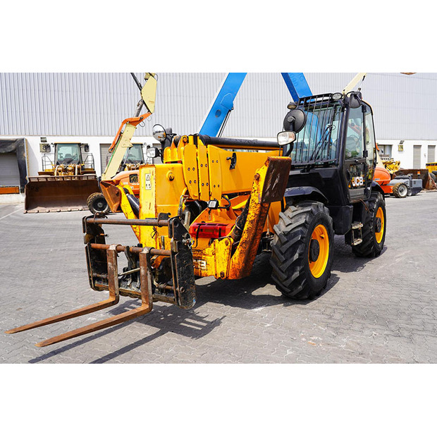 2016 JCB 540-170-47090011