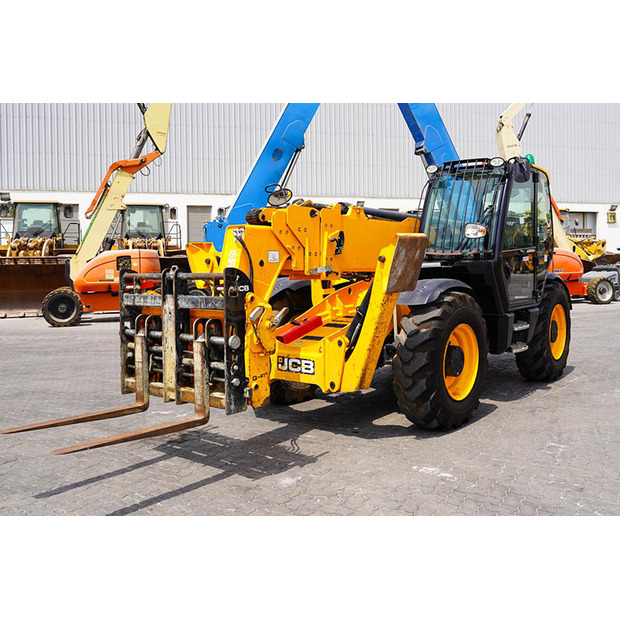2020 JCB 540-180-47090025