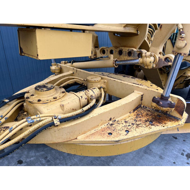 1997 Caterpillar 140H-47091900