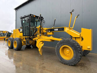 2018-caterpillar-140k-1451395-47091981