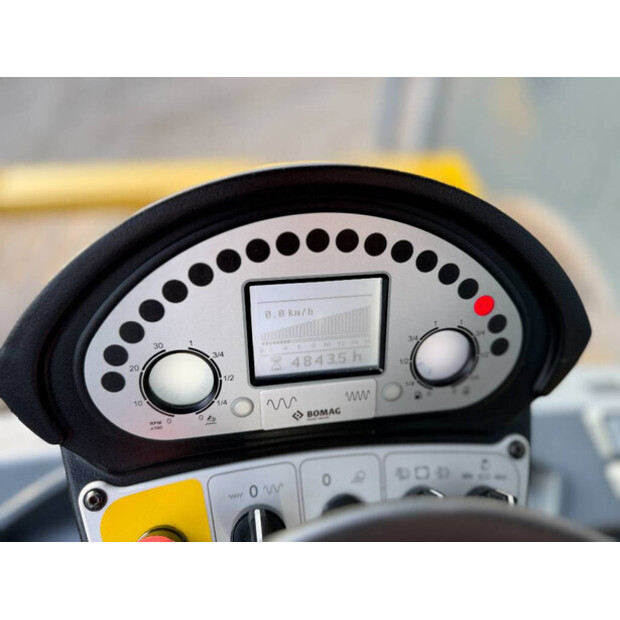 2019 BOMAG BW213D-5-47092341