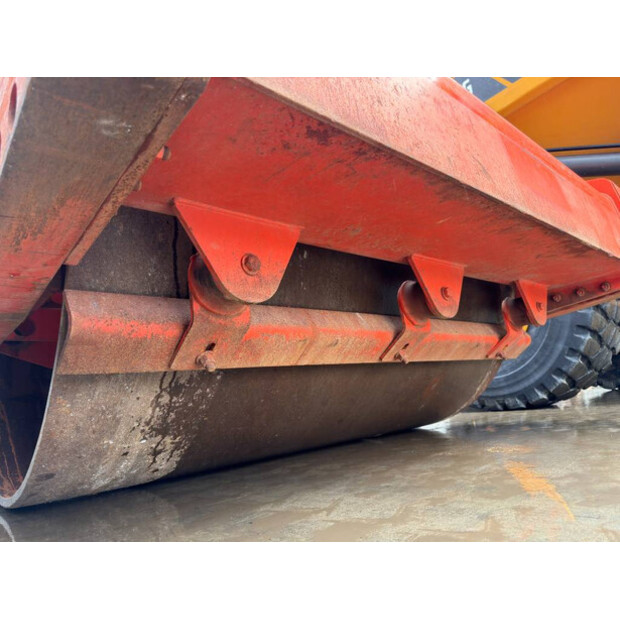 2011 Caterpillar CS76 XT-47092411