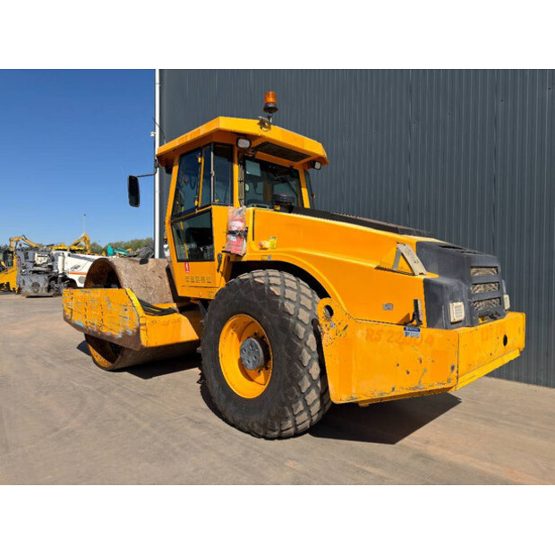 2011 DYNAPAC CA612D-47092509