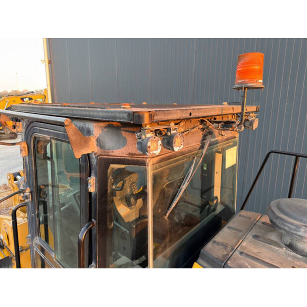 2017 Caterpillar 966M-47093329
