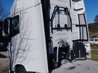 2014-volvo-fh540-1451443-47094289