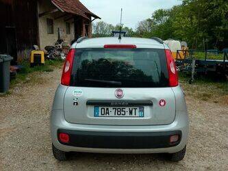 2013-fiat-panda-1451511-47107848