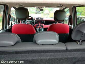 2013-fiat-panda-1451511-47107850