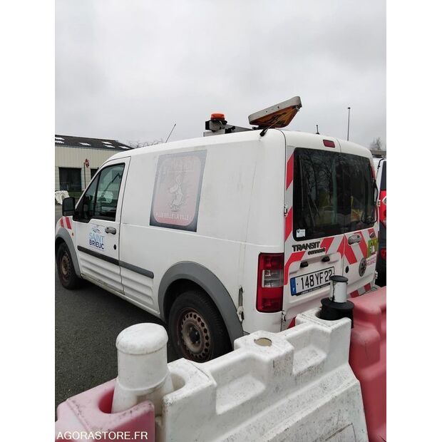2006 Ford Transit Connect-47108218