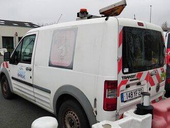 2006-ford-transit-connect-1451529-47108218
