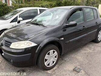2005-renault-megane-1451545-47108502