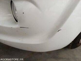 2013-citroen-c3-1451560-47108761
