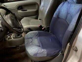 renault-kangoo-1451584-47109287
