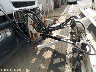 2011-iveco-150e28-47109309