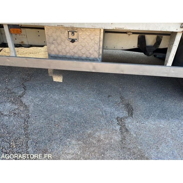 2005 Ford TRANSIT-47109340