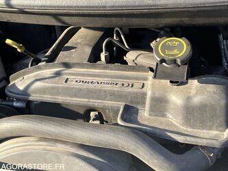 2005-ford-transit-1451587-47109355