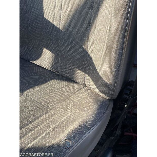 2005 Ford TRANSIT-47109358
