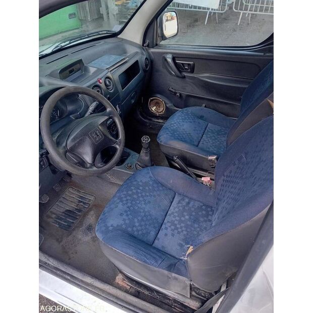 2006 Peugeot PARTNER-47109527