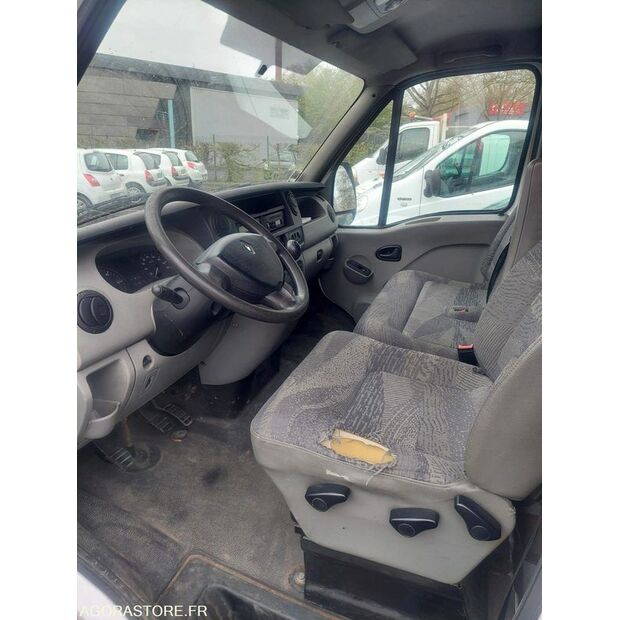 2005 Renault Master-47109532