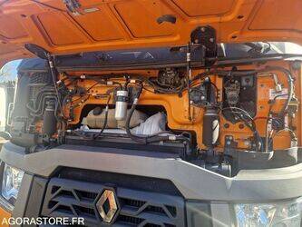 2015-renault-magnum-47109583