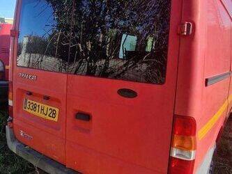 2006-ford-transit-1451628-47109618