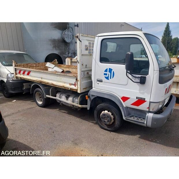 2006 NISSAN Cabstar-47109639