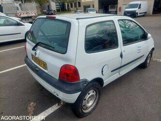 2006-renault-twingo-1451640-47109680