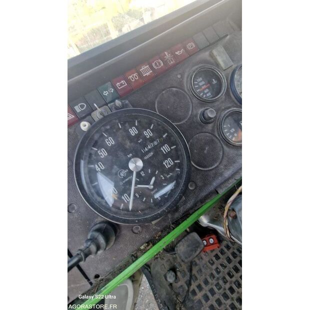 1985 Renault S130-47109734