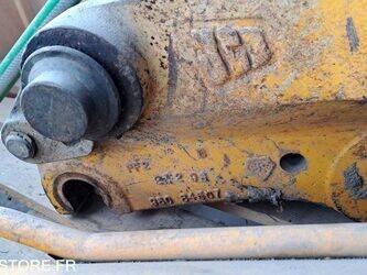 jcb-1451657-47109815