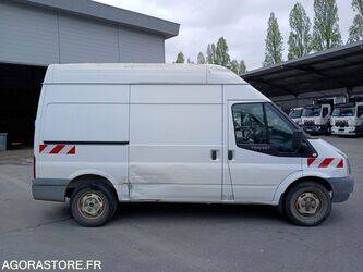 2006-ford-transit-1451663-47109838