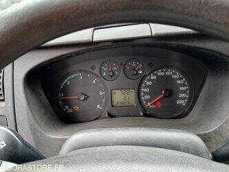 2006-ford-transit-1451663-47109843